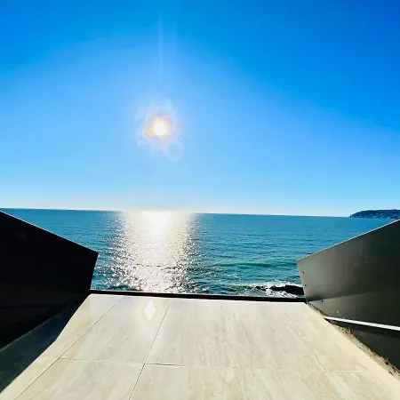 Luxury La Brezza 2 - Fronte Mare Apartment Sanremo
